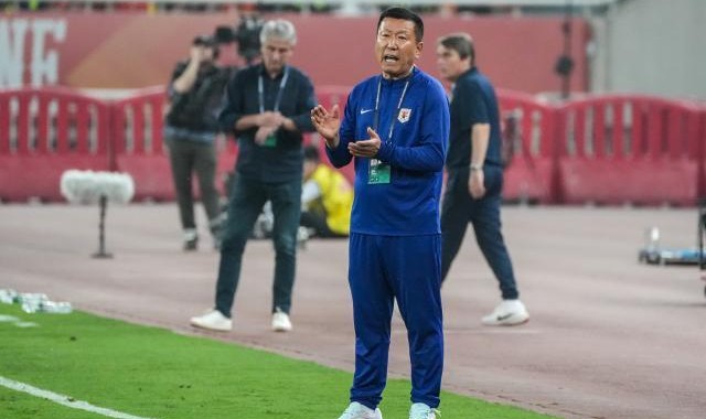 九游娱乐-康熙回归泰山重逢故人 大中锋复出补报亚冠？